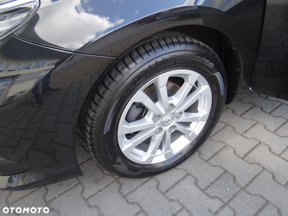 Toyota Auris 1.2 Turbo Team Deutschland - 10