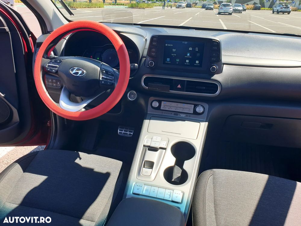 Hyundai KONA Premium - 21
