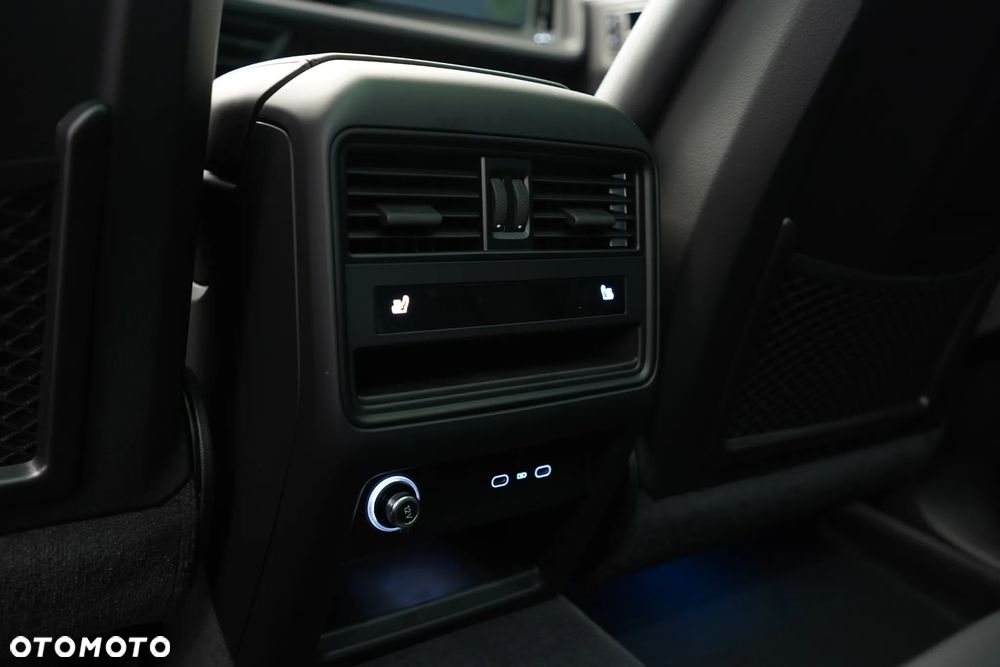 Porsche Cayenne Coupe - 16