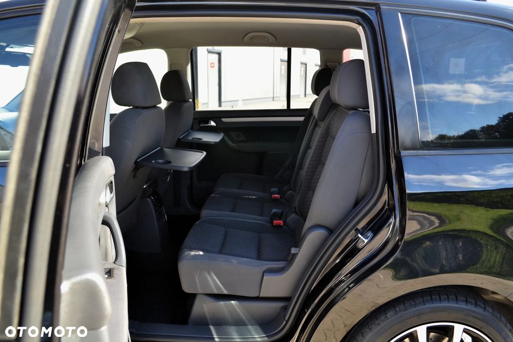 Volkswagen Touran 1.9 TDI DPF DSG Highline - 7