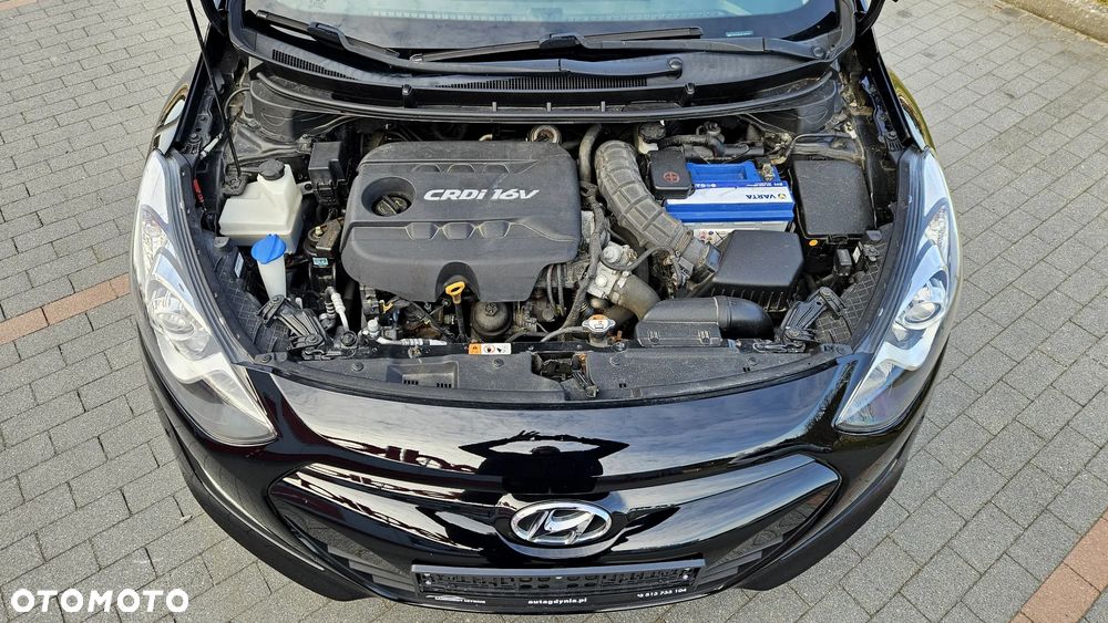 Hyundai i30 1.6 CRDi Automatik Trend - 13