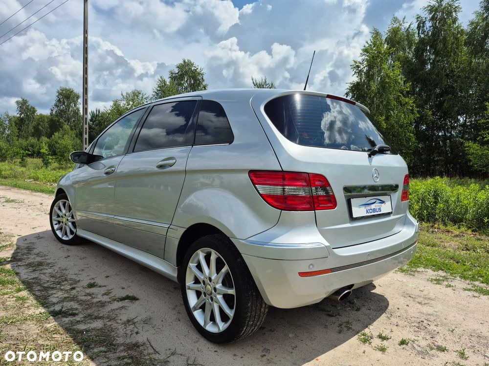 Mercedes-Benz Klasa B 180 BlueEFFICIENCY SPORT EDITION - 4
