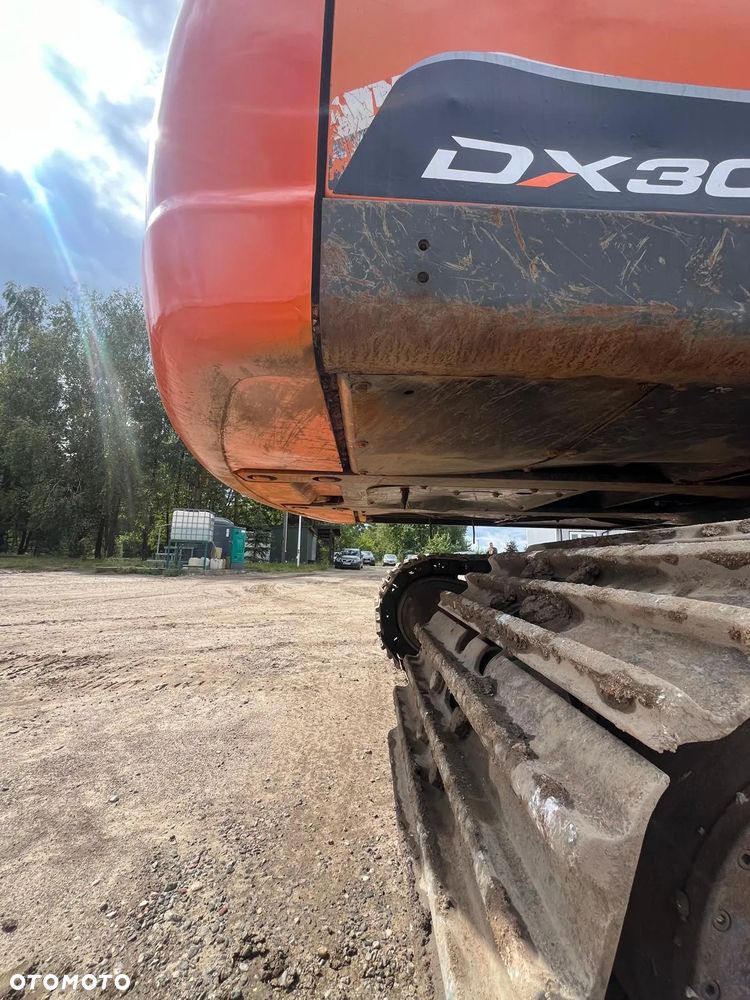 Doosan DX 300  LC - 7 KOPARKA GĄSIENICOWA - 40