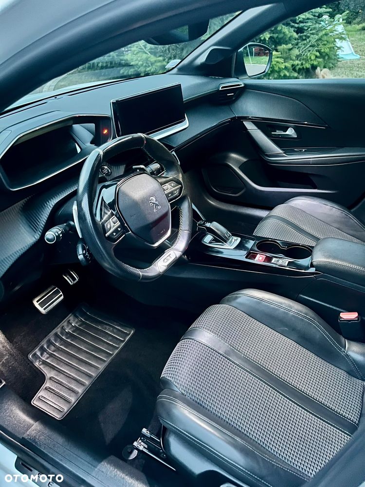 Peugeot 208 1.2 PureTech GT Line S&S EAT8 - 16