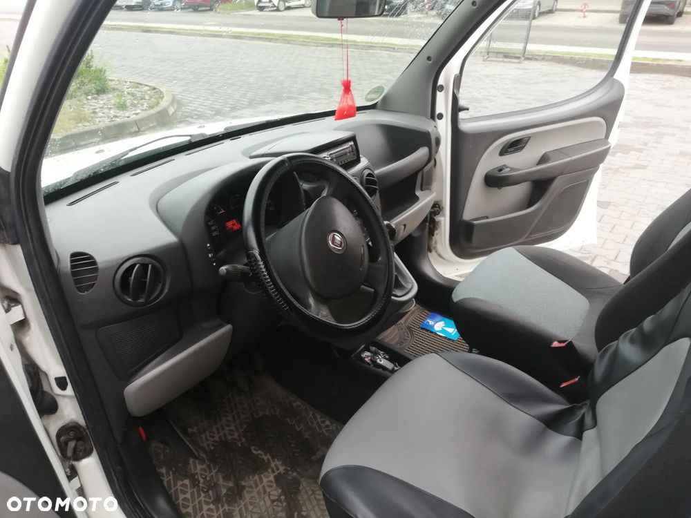 Fiat Doblo 1.9 JTD Dynamic - 10