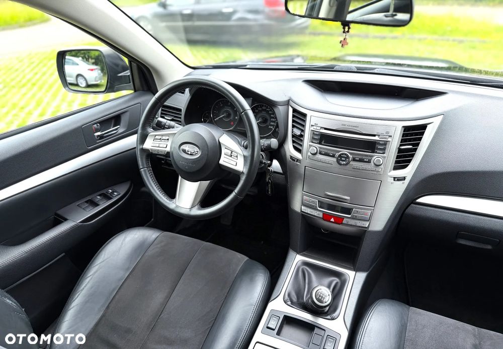 Subaru Outback 2.0 D Comfort - 15