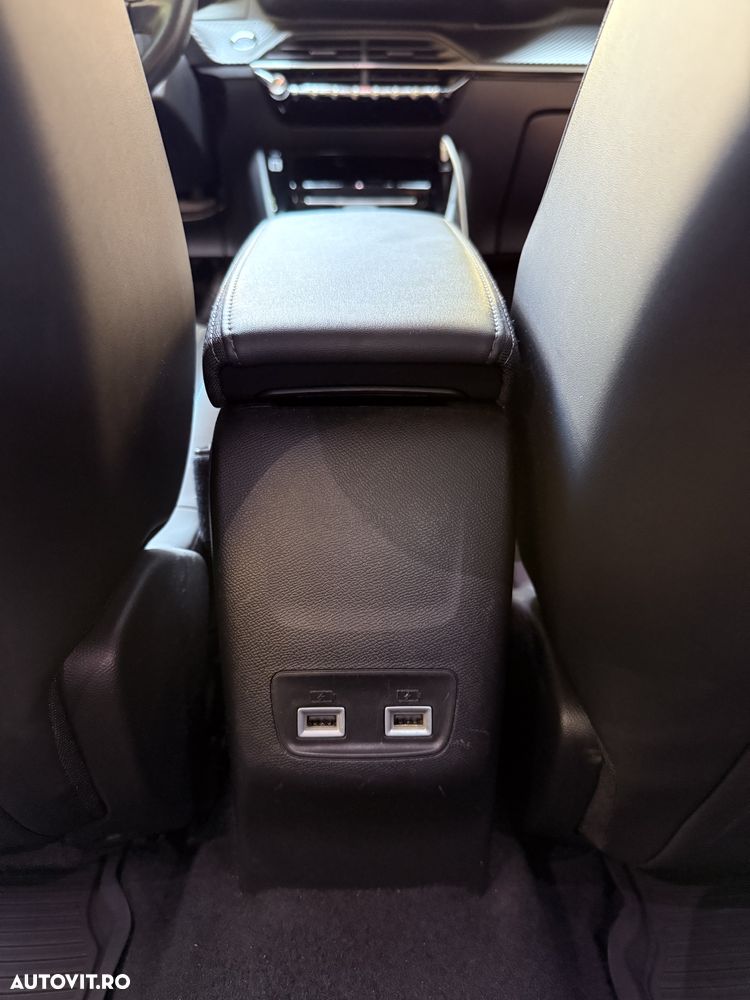 Peugeot 2008 1.2 L PureTech STT EAT8 Active - 23