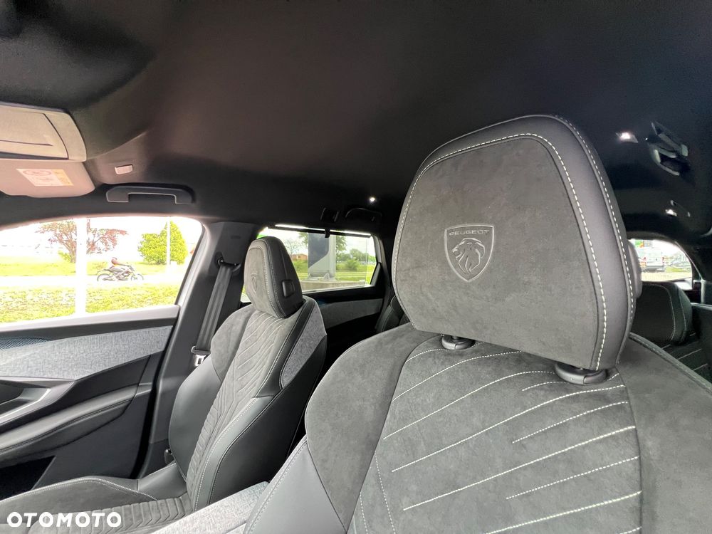 Peugeot 5008 1.2 PureTech mHEV GT S&S e-DCS6 - 15