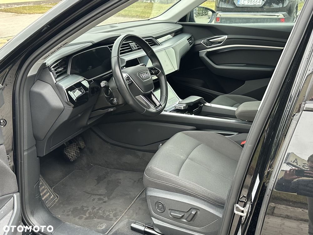 Audi e-tron 55 Quattro - 11