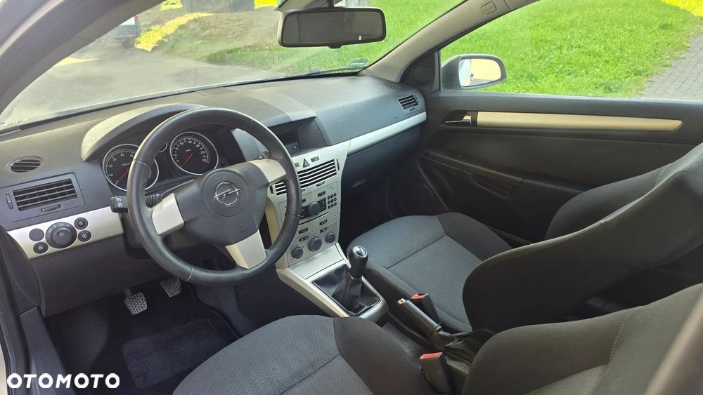 Opel Astra 1.6 Catch me - 33