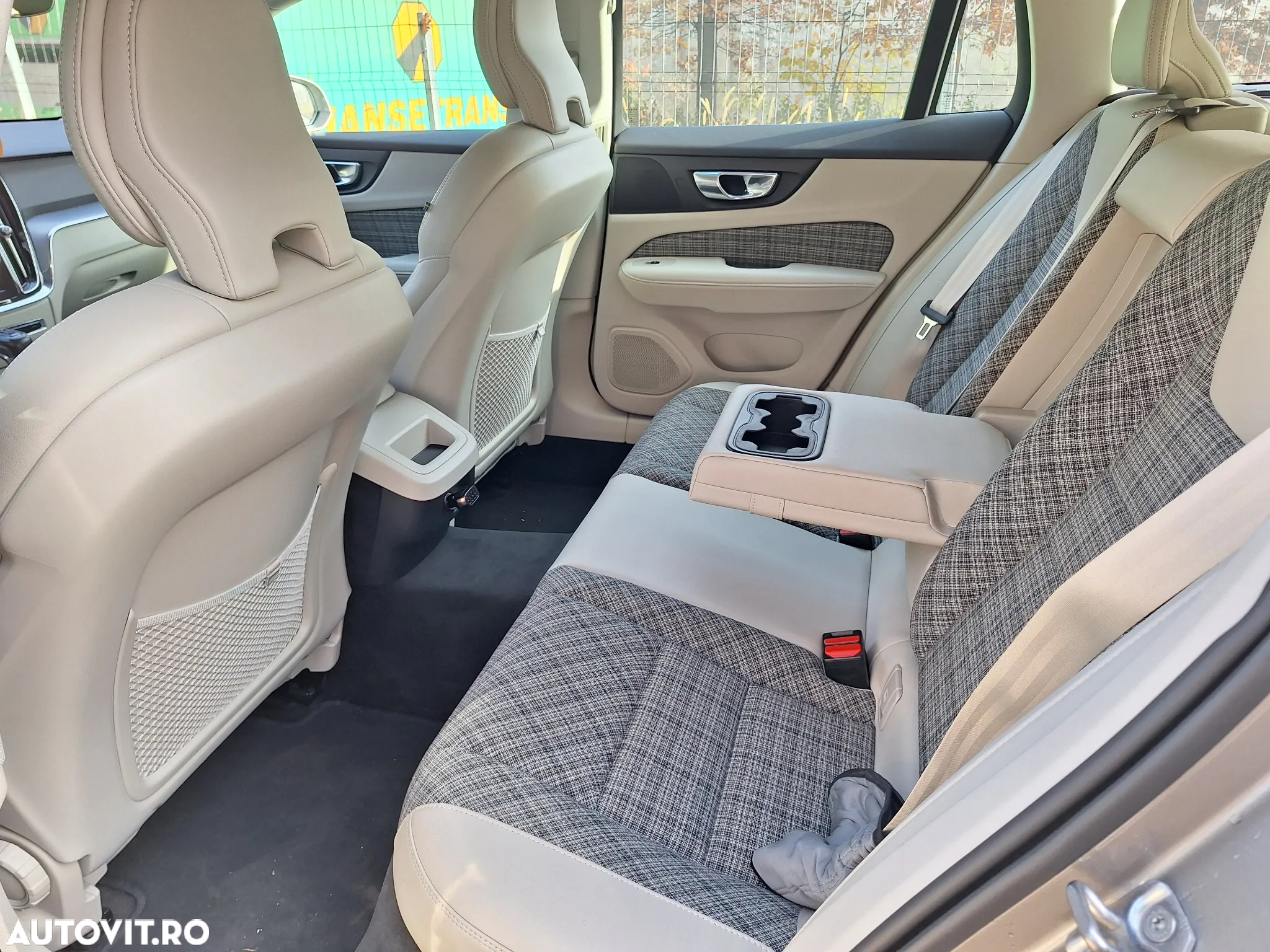 Volvo V60 D4 AWD Momentum - 6