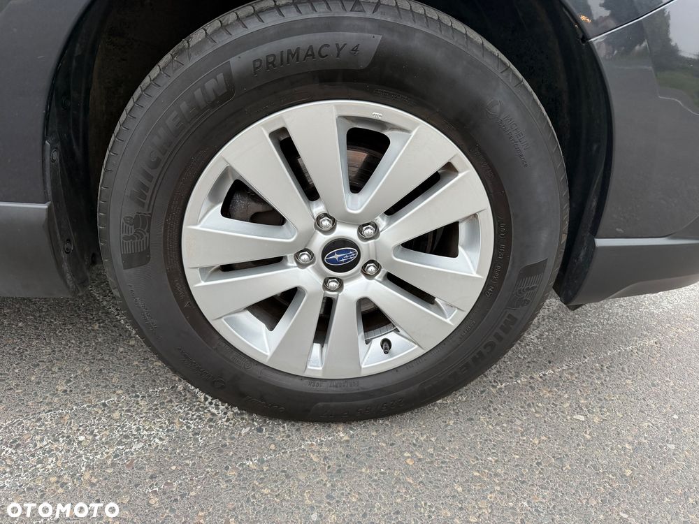 Subaru Outback 2.0D Active Lineartronic - 19