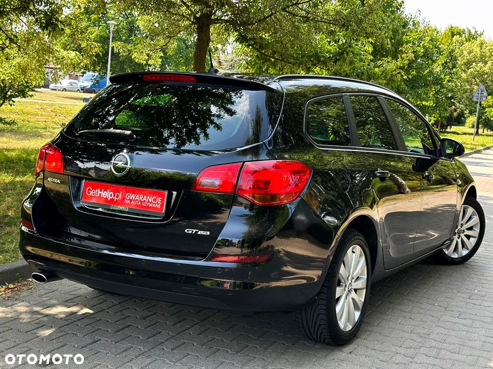 Opel Astra 1.4 Turbo Design Edition - 4