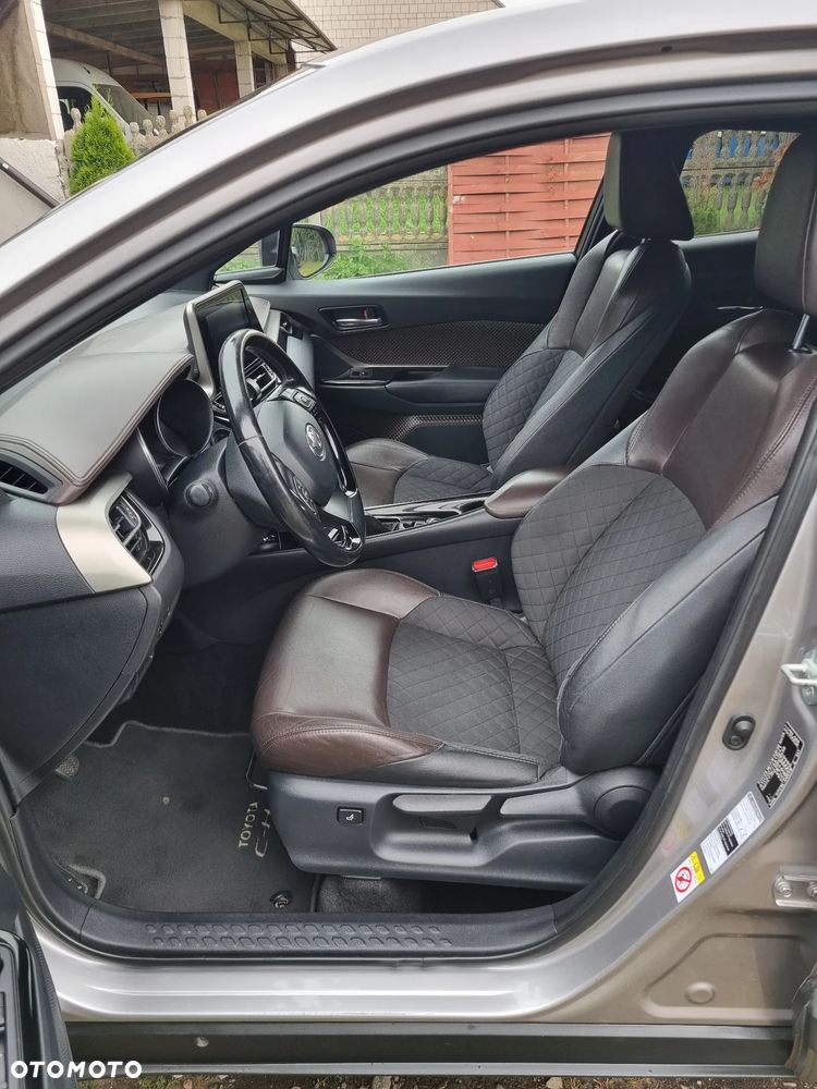 Toyota C-HR 1.2 T Prestige - 33
