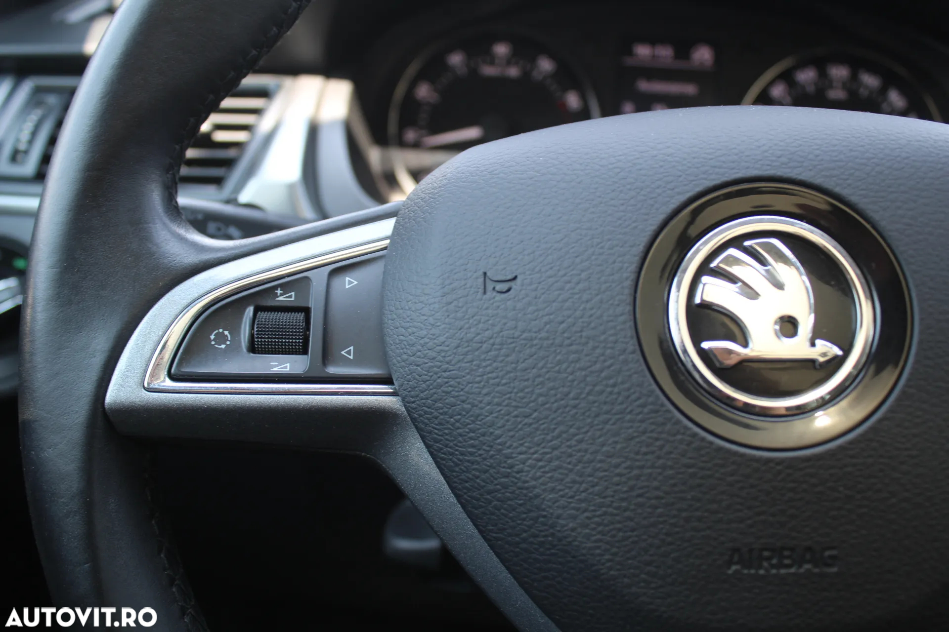 Skoda RAPID Spaceback 1.2 TSI Ambition - 5