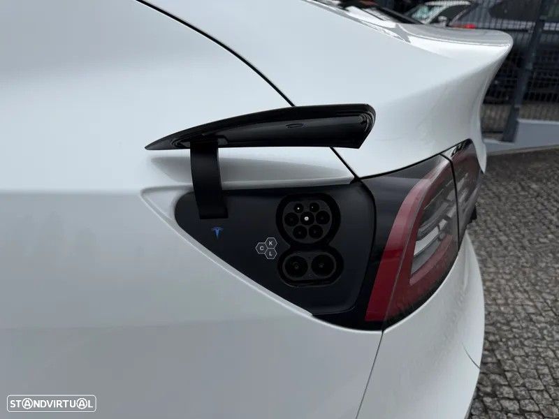 Tesla Model Y Tração Traseira - 16