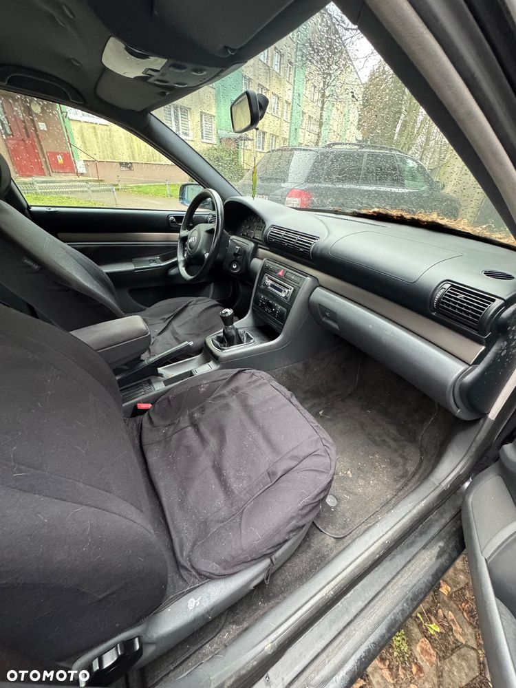 Audi A4 Limousine 1.6 - 7