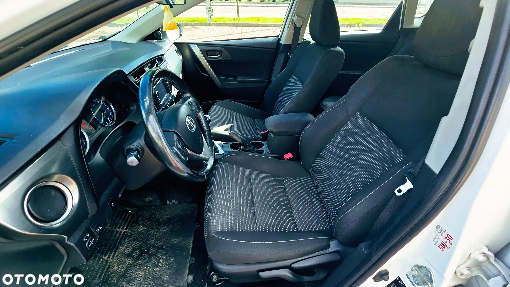 Toyota Auris 1.6 Valvematic Executive - 7