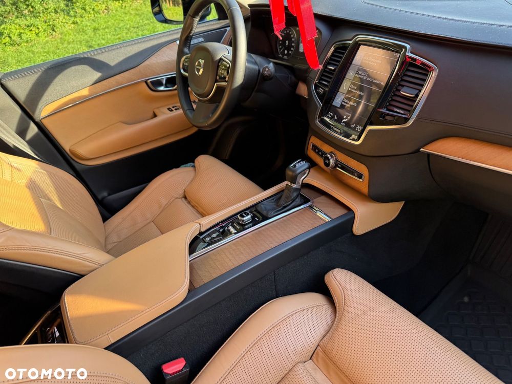 Volvo XC 90 D5 AWD Inscription 7os - 28