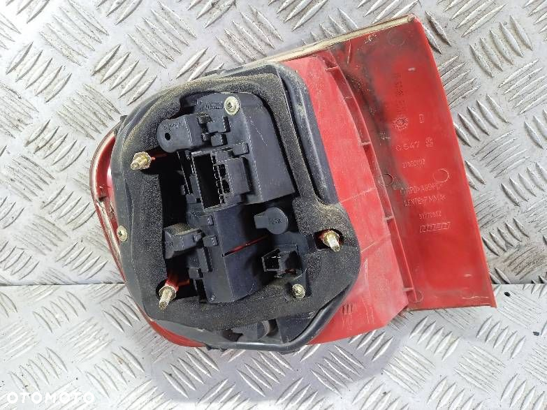 LAMPA PRAWA TYLNA FIAT MULTIPLA 2 - 2