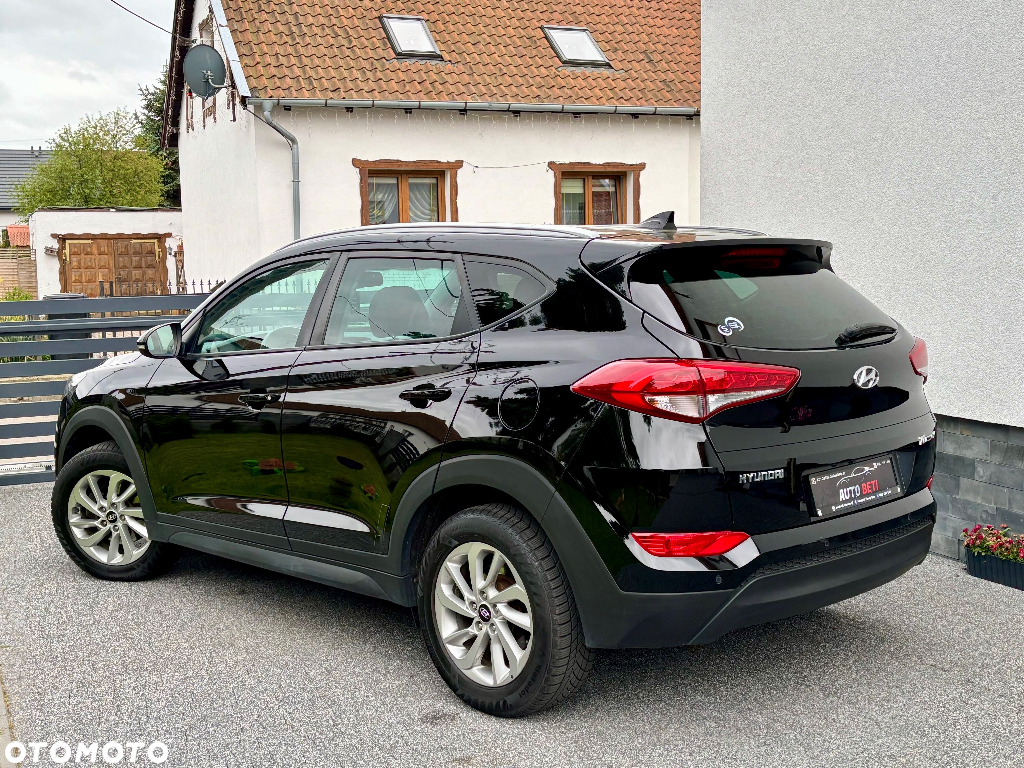 Hyundai Tucson blue 1.7 CRDi 2WD Advantage - 19