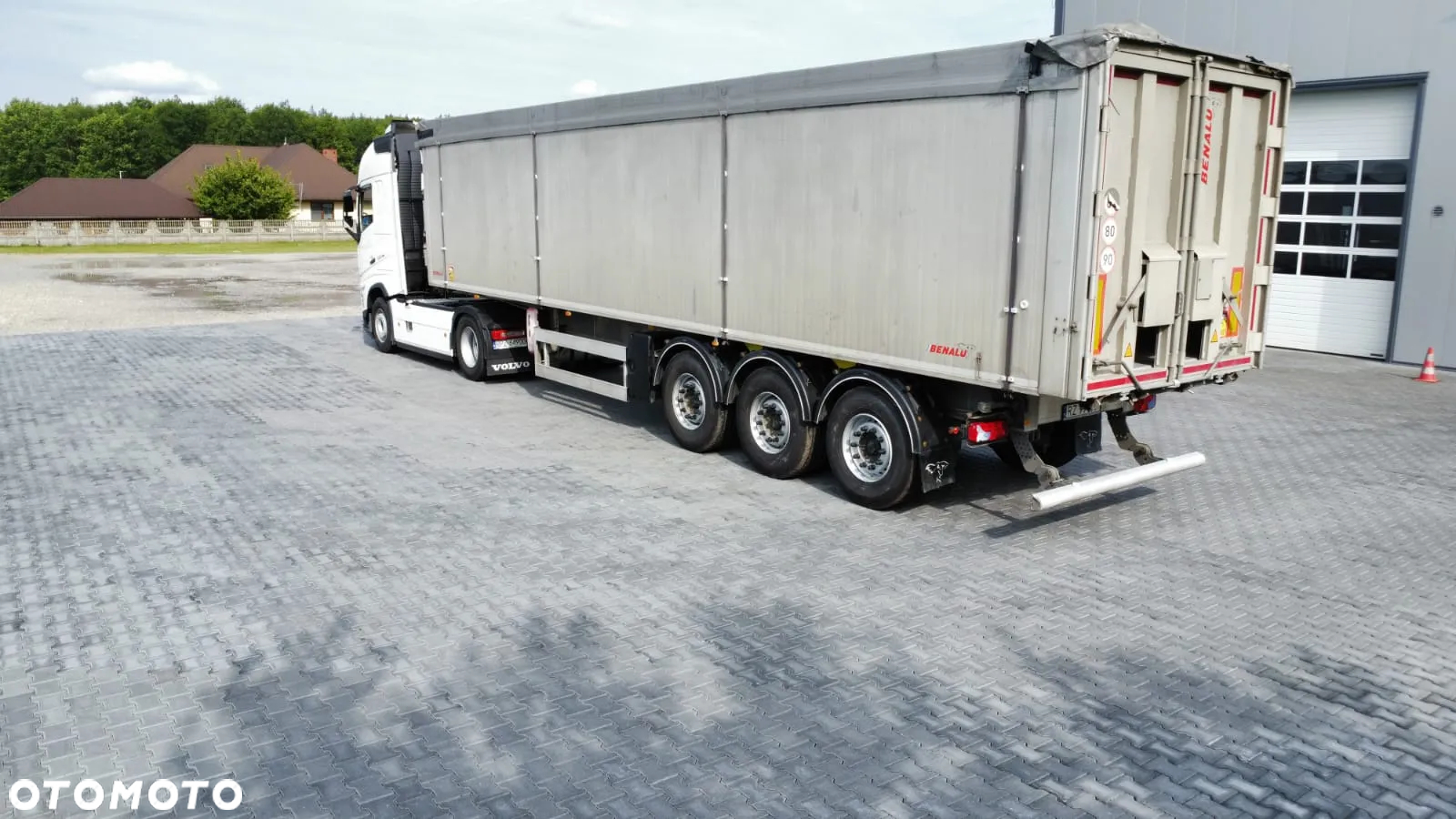Benalu OPTILINER 114 - 9