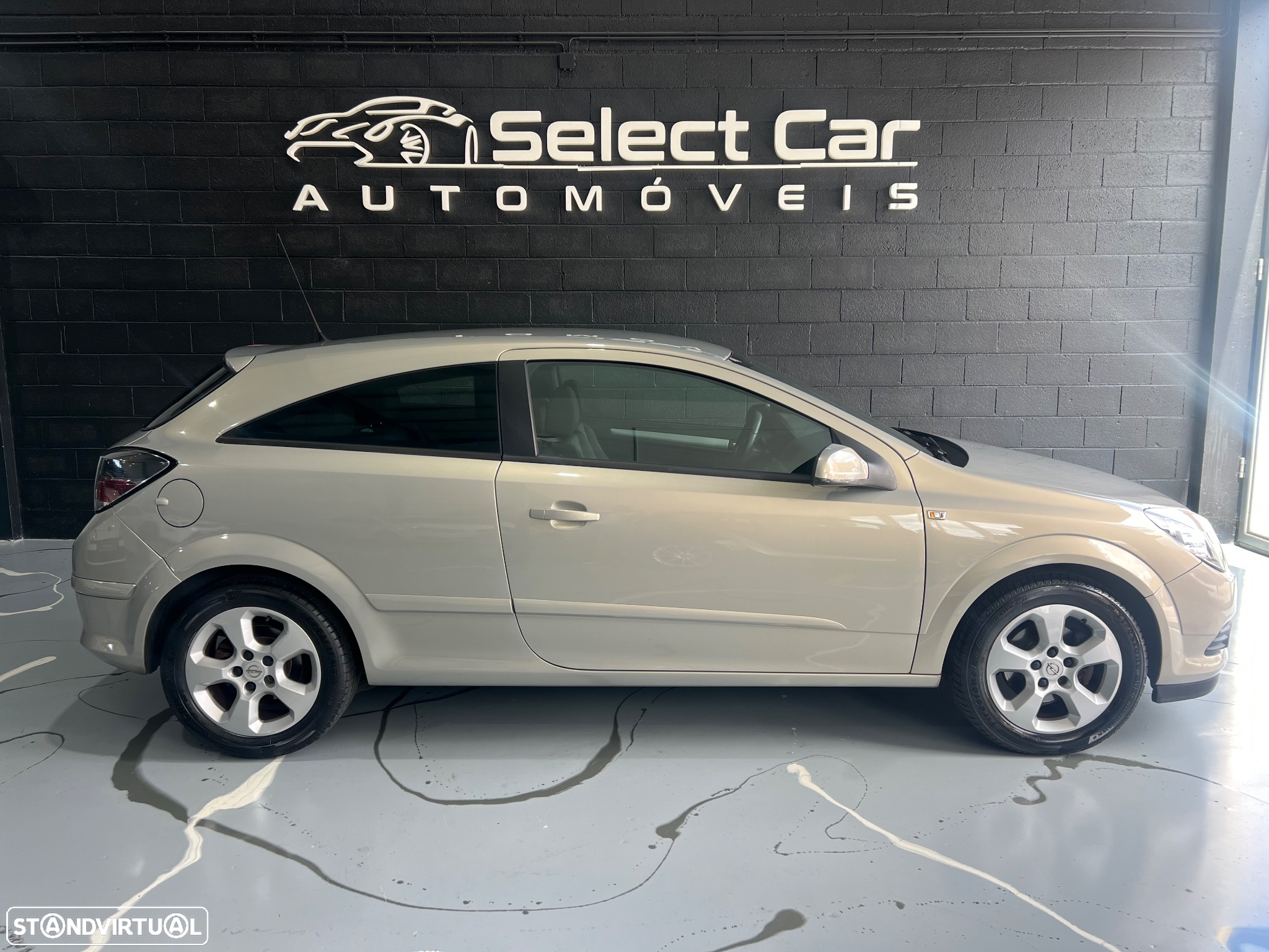Opel Astra GTC 1.3 CDTi - 6