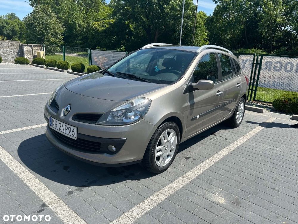 Renault Clio - 1