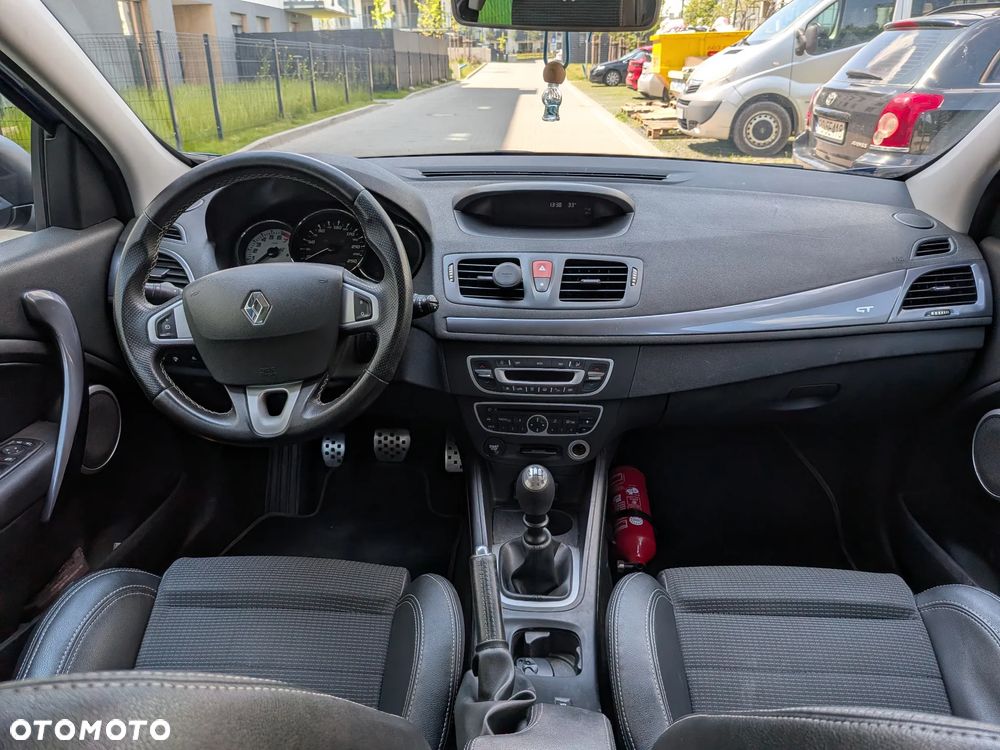 Renault Megane TCe 180 GT - 13