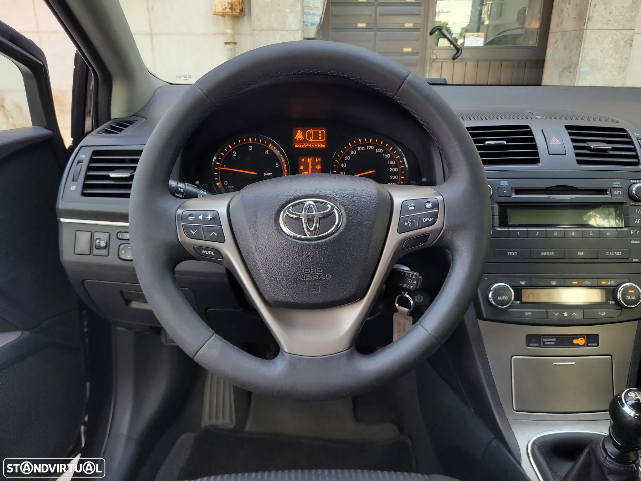 Toyota Avensis SW 2.0 D-4D - 45