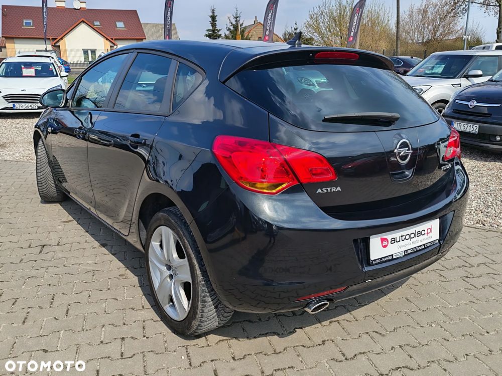 Opel Astra 1.4 Turbo Active - 3