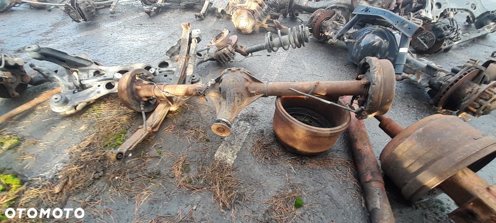 Nissan SERENA VANETTA tylny most !! Wysyłka - 6