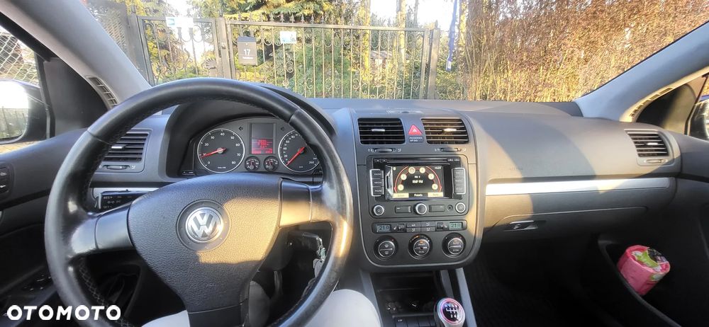 Volkswagen Golf 2.0 FSI Comfortline - 9