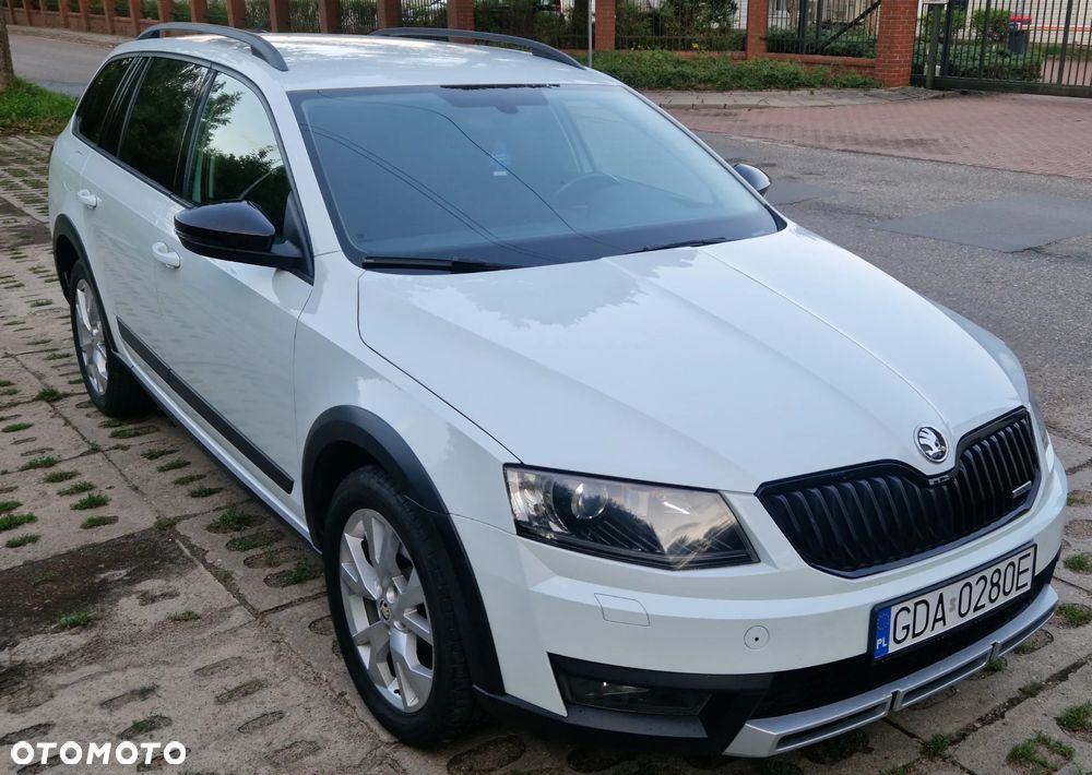 Skoda Octavia Scout 2.0 TDI 4x4 - 2