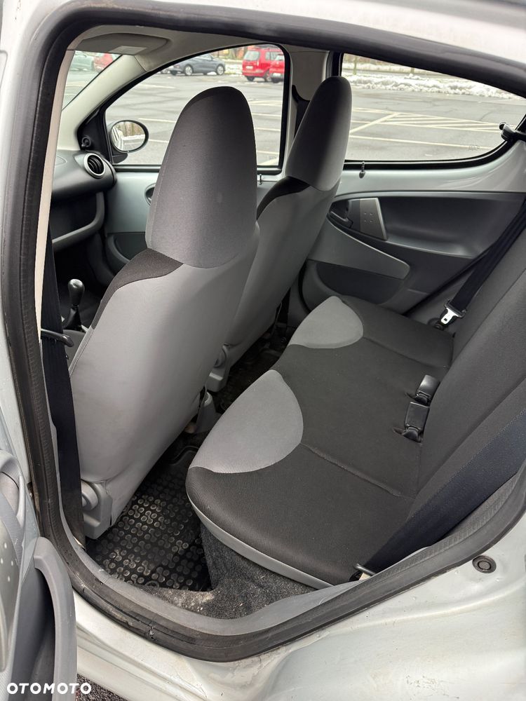 Peugeot 107 1.0 Happy - 13