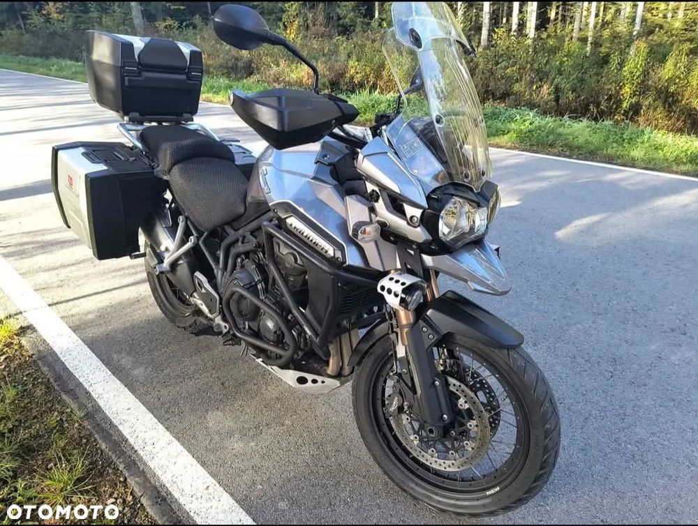 Triumph Tiger - 2