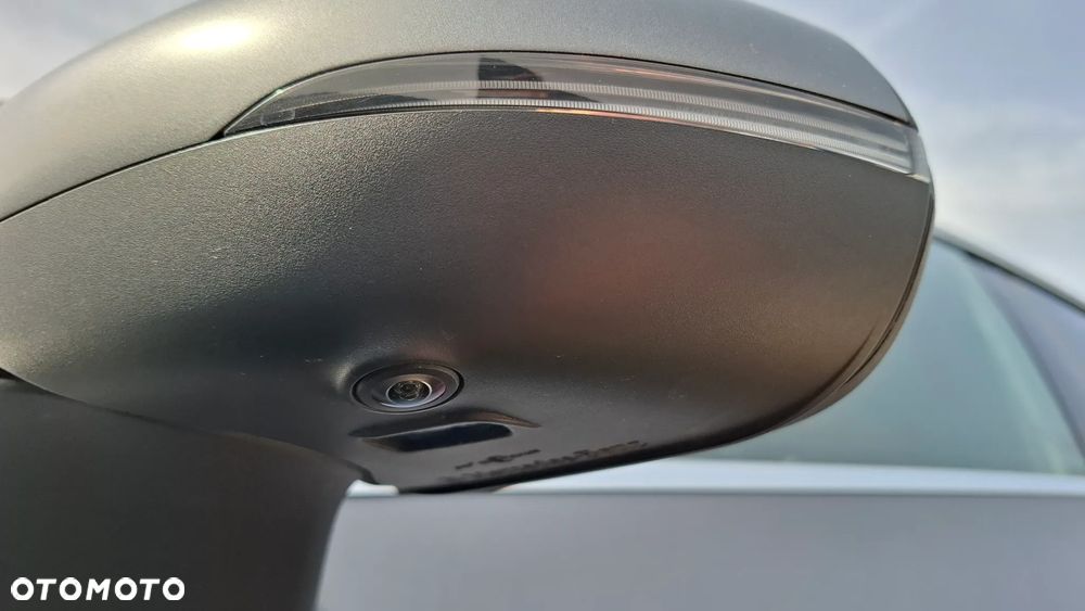 Mercedes-Benz CLA 220 d AMG Line 8G-DCT - 35