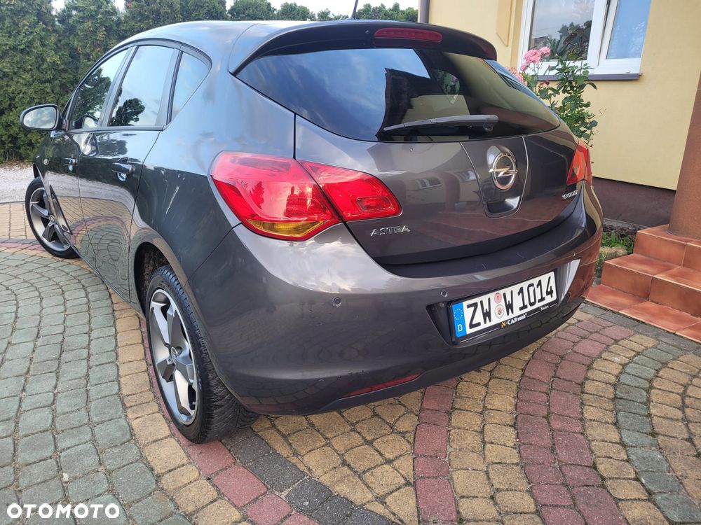 Opel Astra - 4