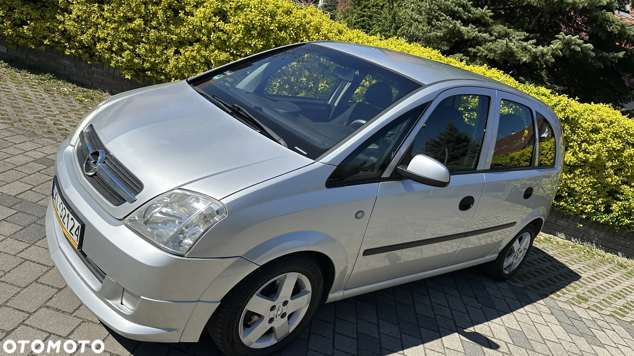 Opel Meriva 1.8 16V (Essentia) - 11