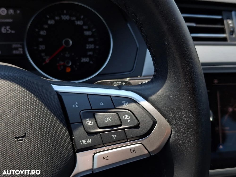 Volkswagen Passat - 15
