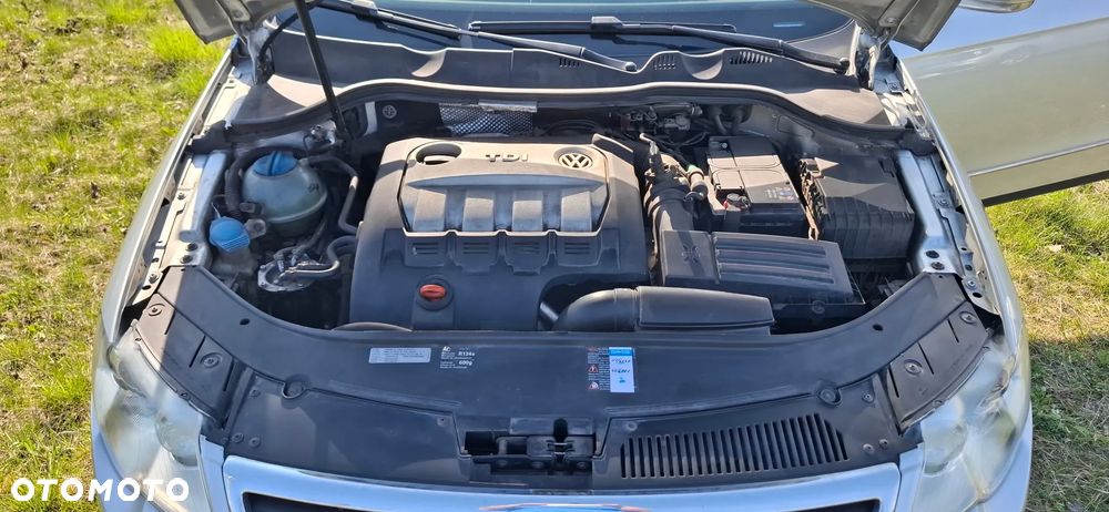 Volkswagen Passat 2.0 TDI DPF Comfortline - 11