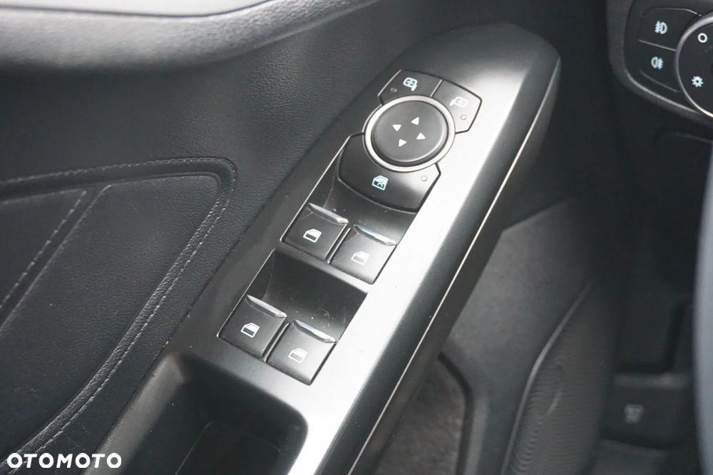 Ford Focus 1.0 EcoBoost Trend Edition Business - 27
