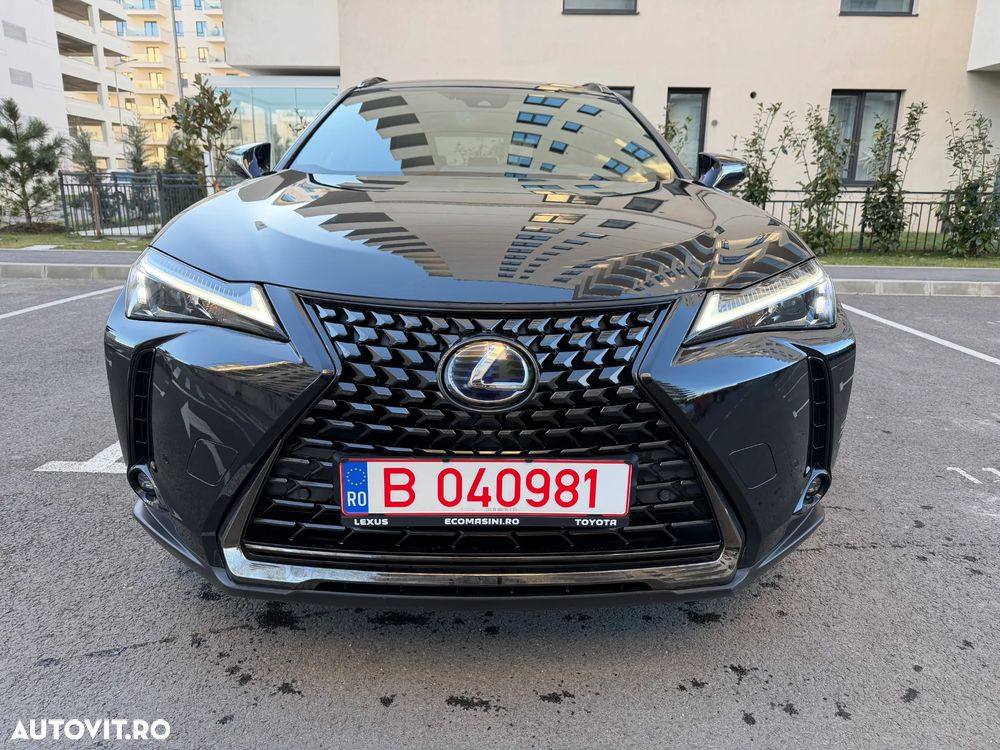 Lexus UX 250h E-FOUR Luxury ML - 3