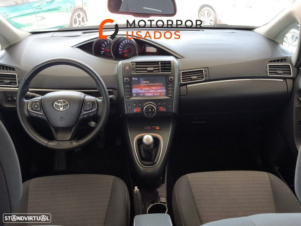 Toyota Verso 1.6 D-4D Comfort - 8