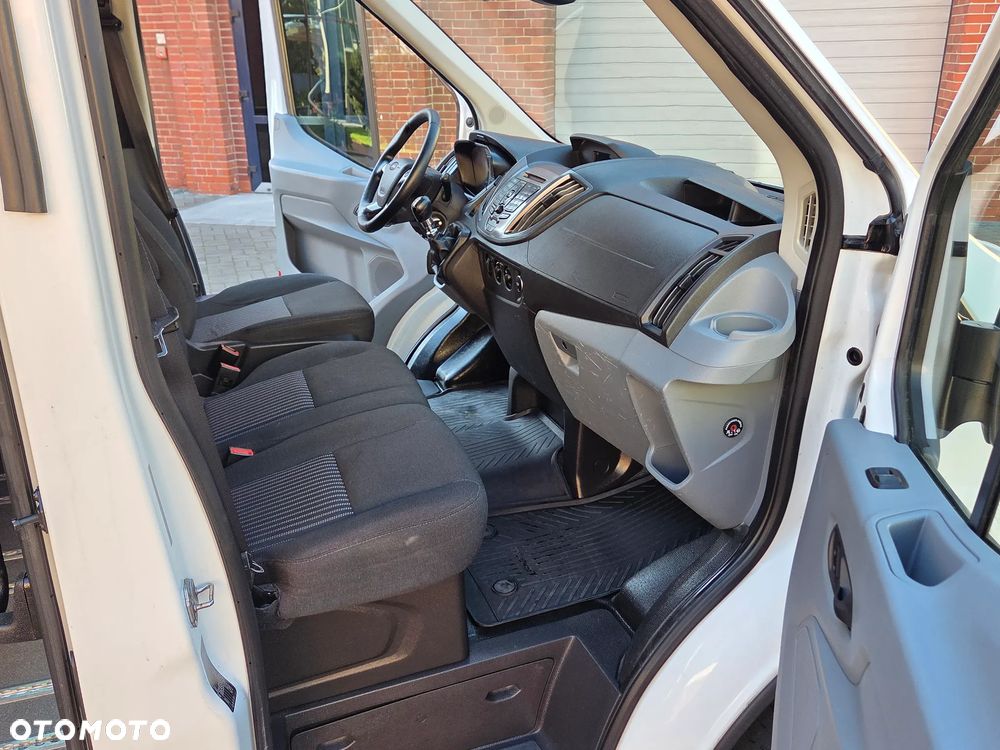 Ford Transit - 18