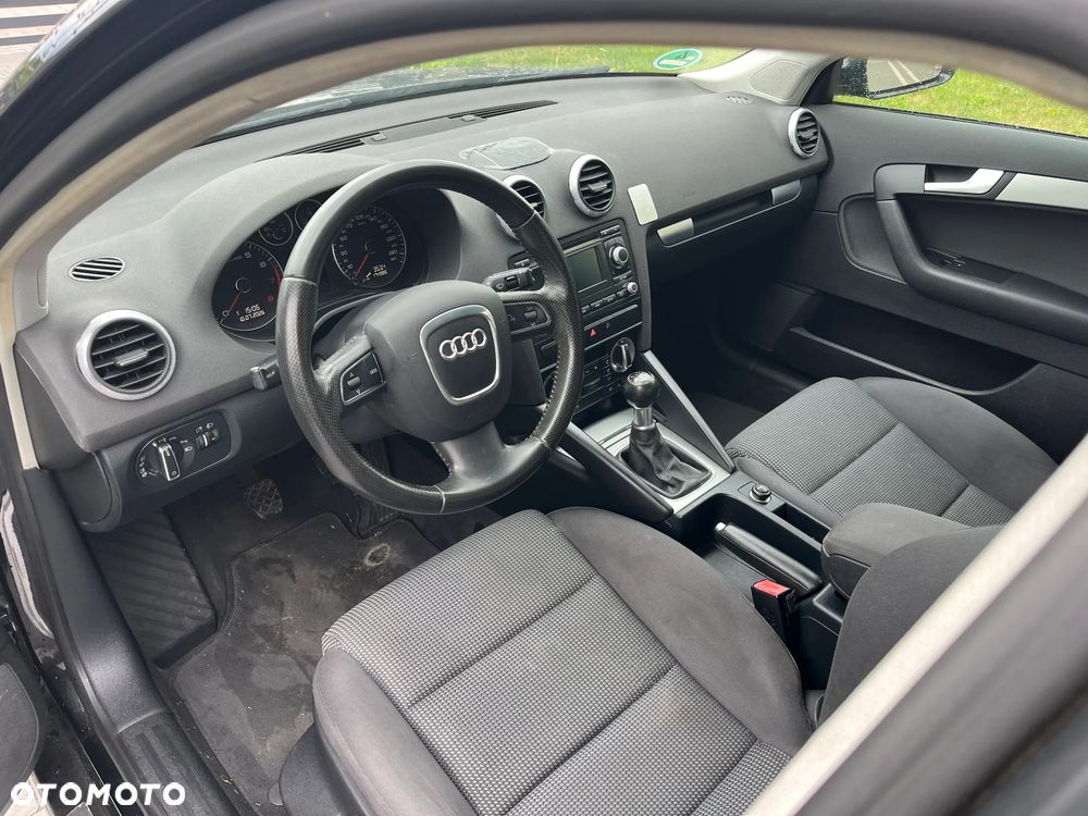 Audi A3 Sportback 1.8 TFSI Attraction - 7