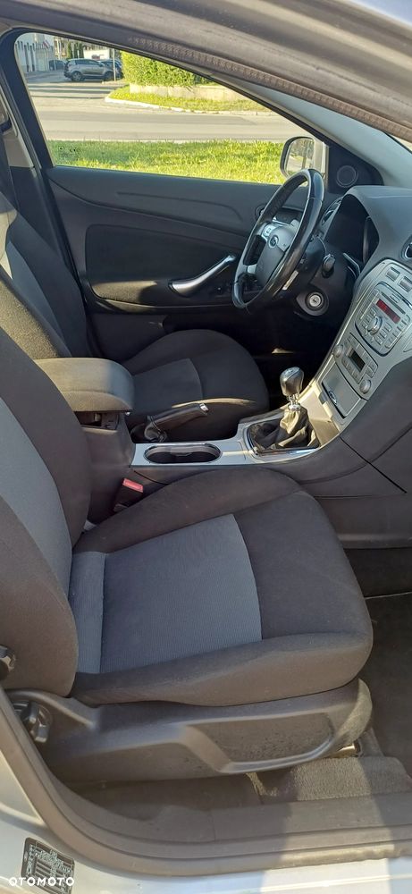 Ford Mondeo 1.8 TDCi Titanium - 14