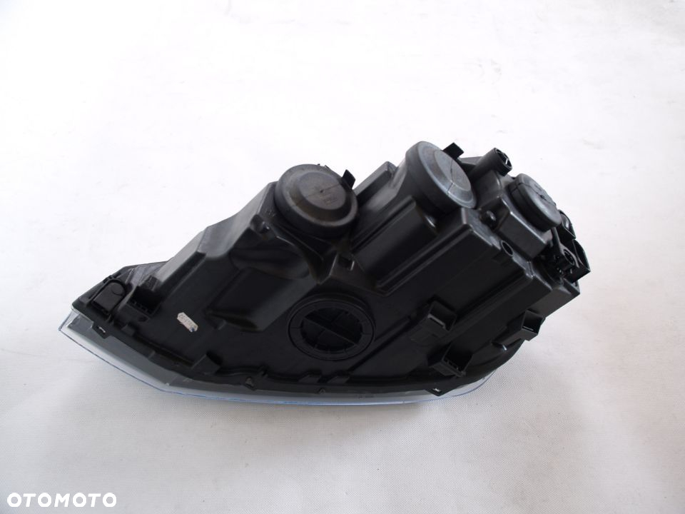 Image Volkswagen Polo Světlomet Pravé Světlo VW 17r 2G - 2G1941006