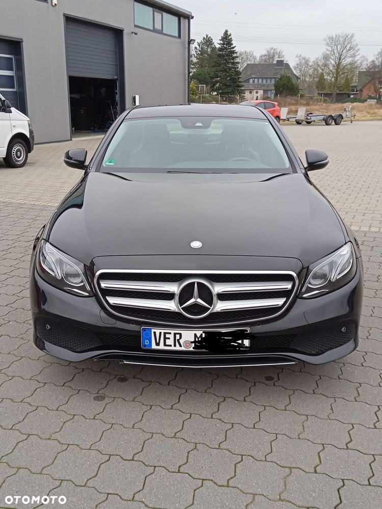 Mercedes-Benz Klasa E 220 d 9G-TRONIC Avantgarde - 4
