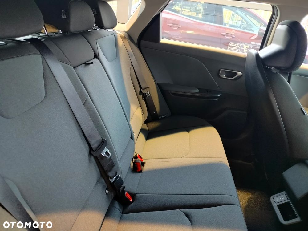 Kia K4 - 12
